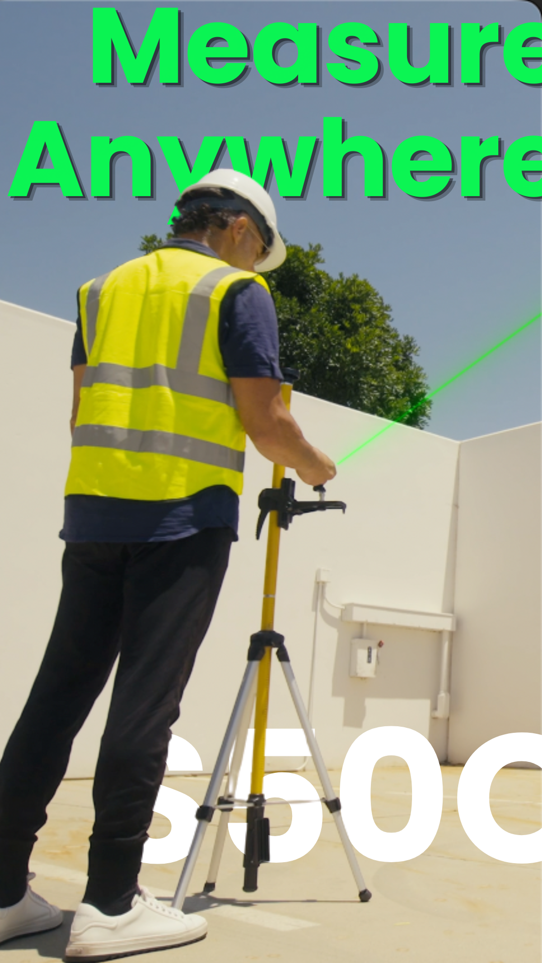 Worker using the MILESEEY S50C with a tripod for outdoor measurement